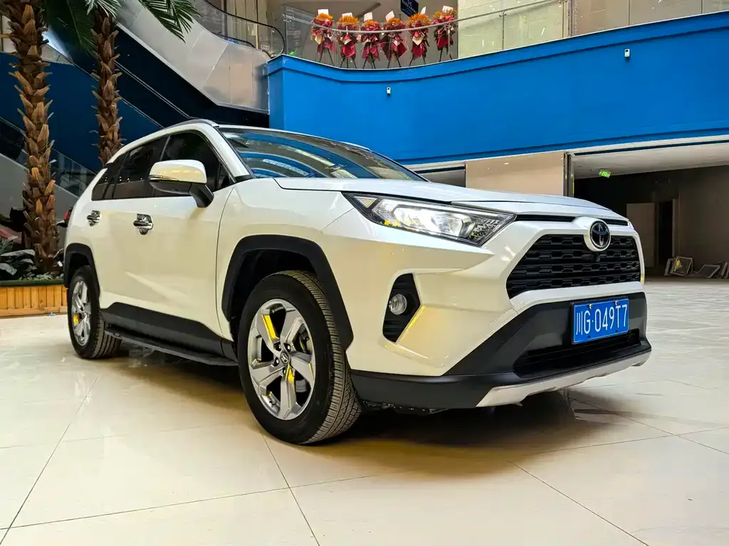 Toyota RAV4 2022 из CN, фото 3