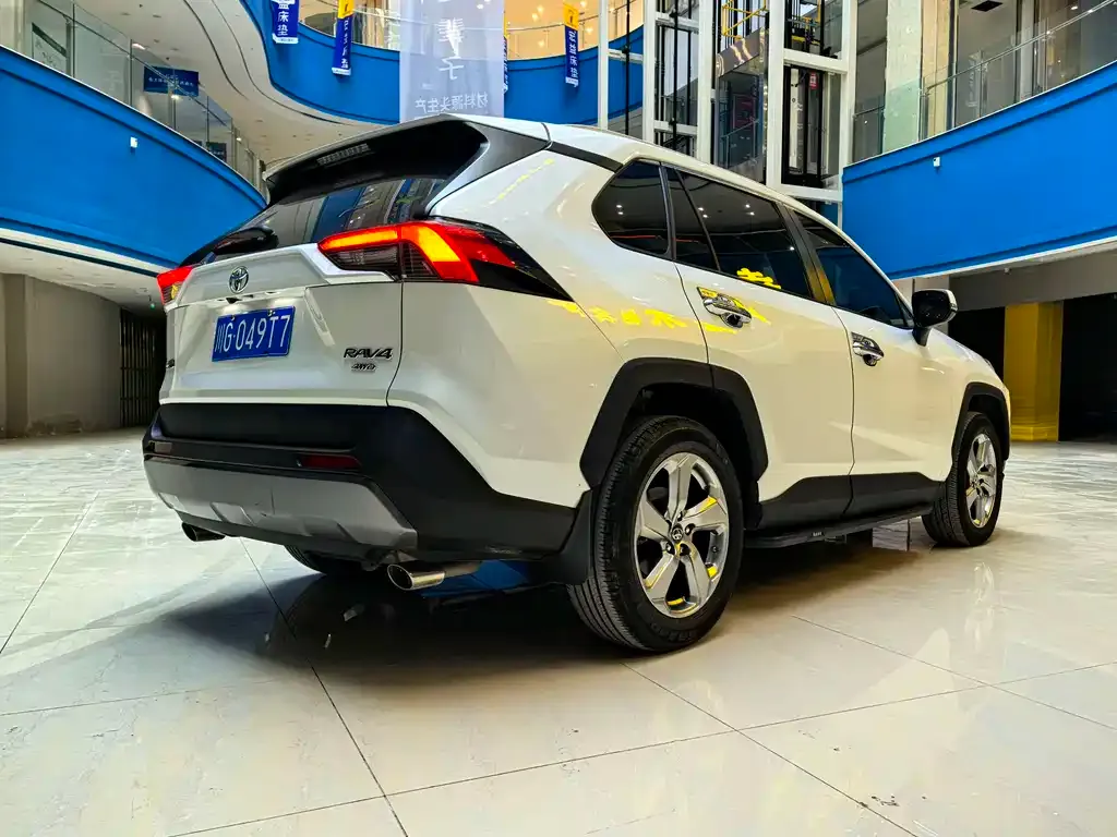 Toyota RAV4 2022 из CN, фото 7