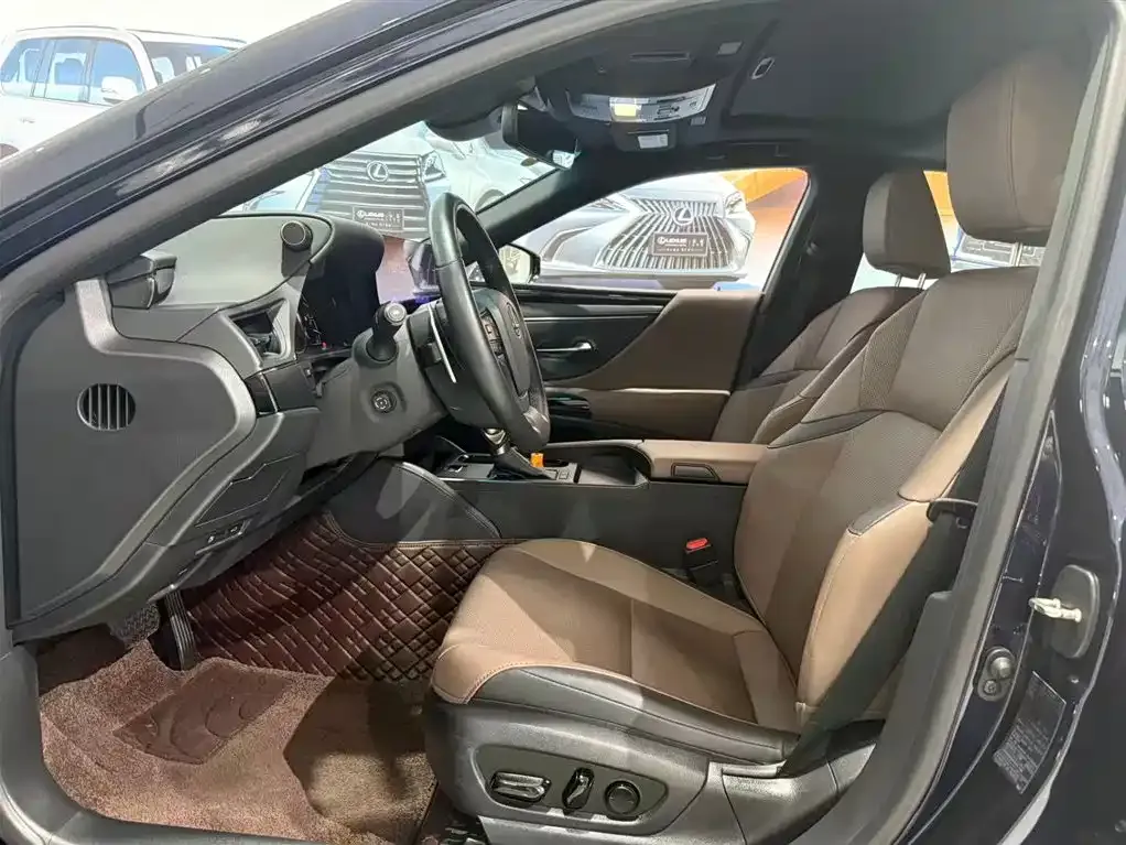 Lexus ES 2024 из CN, фото 3
