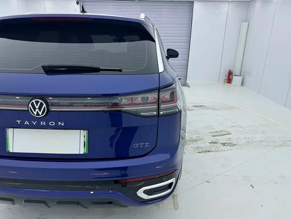 Volkswagen GTE PHEV 2023 из CN, фото 10