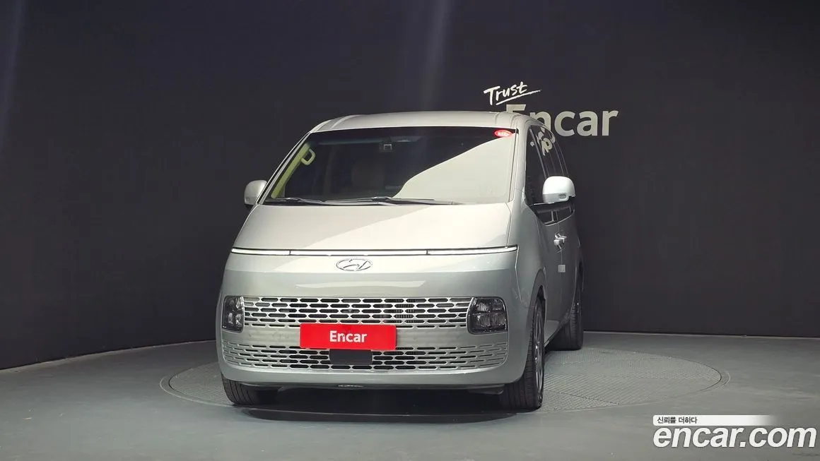 Hyundai Staria 2023 из KR, фото 3