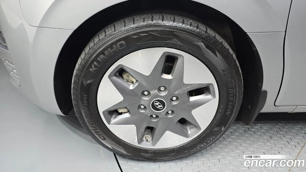 Hyundai Staria 2023 из KR, фото 5