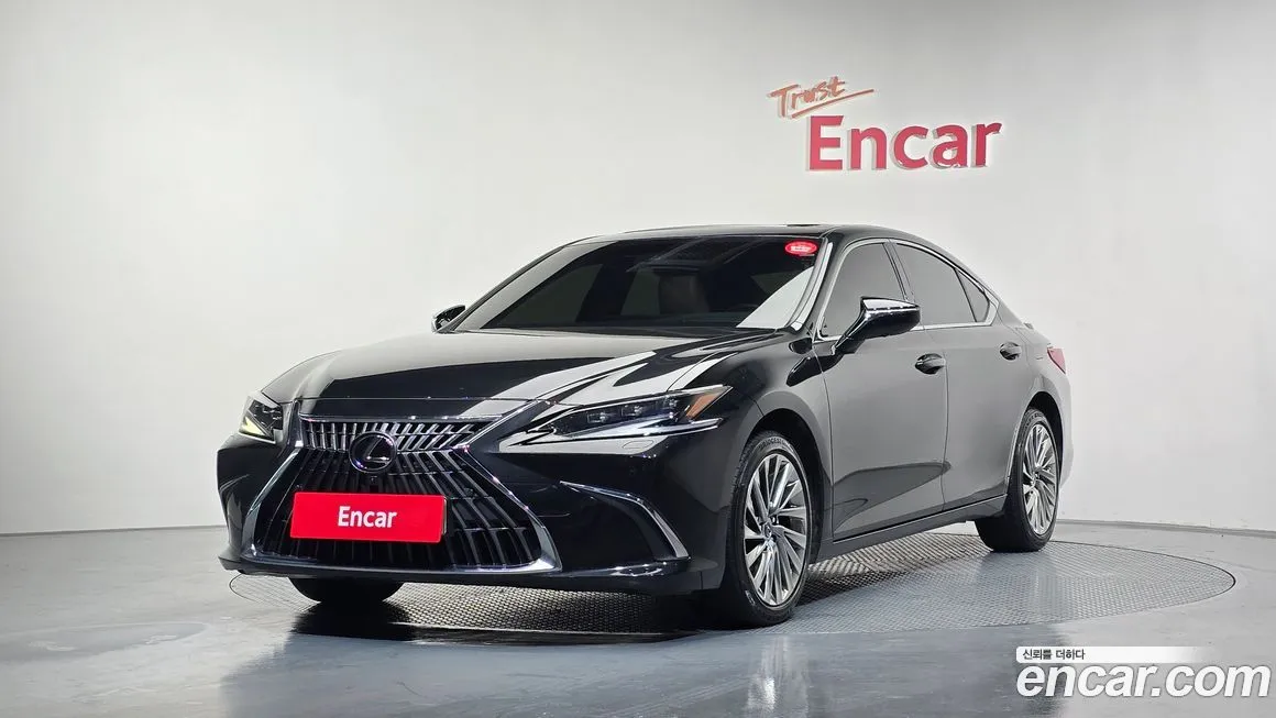 Lexus ES 2023 из KR, фото 1