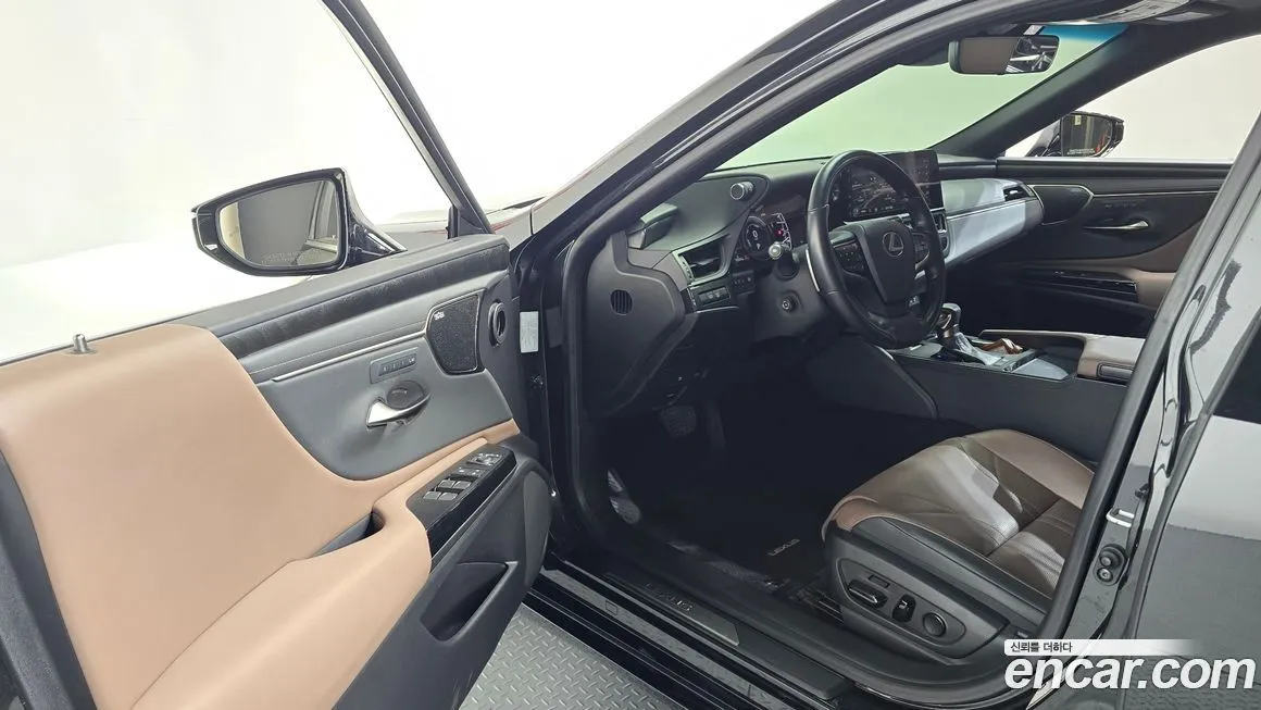 Lexus ES 2023 из KR, фото 10