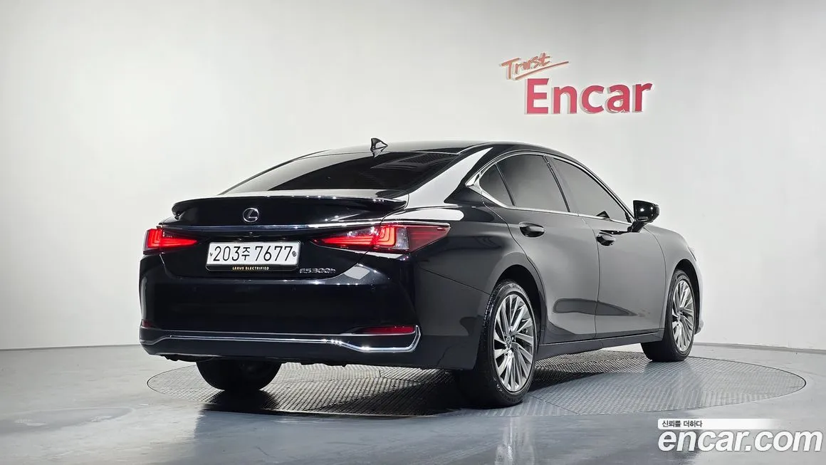Lexus ES 2023 из KR, фото 2
