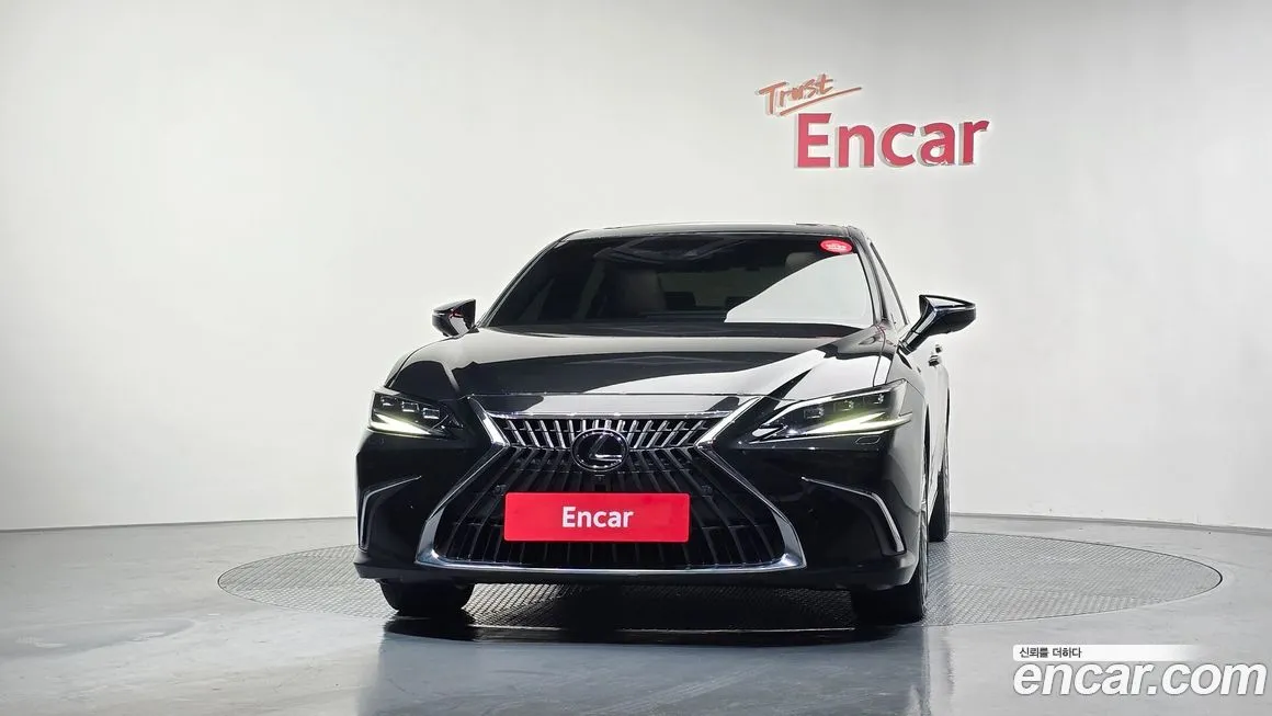 Lexus ES 2023 из KR, фото 3