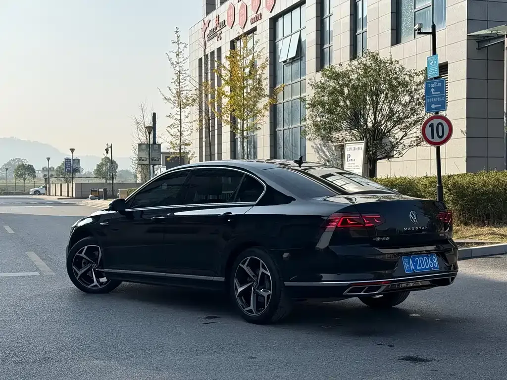 Volkswagen Magotan 2024 из CN, фото 5