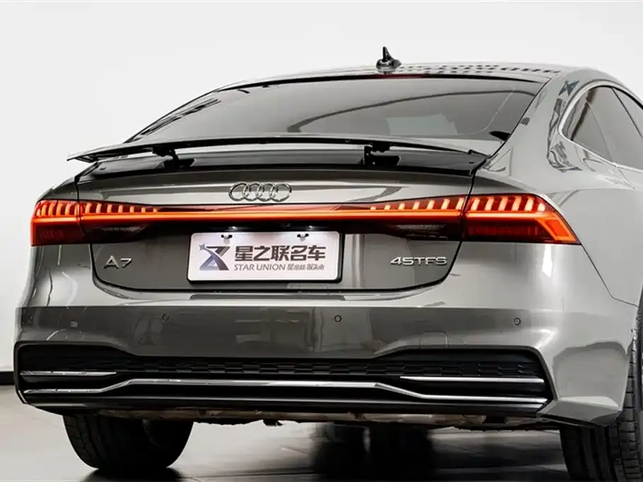 Audi A7 2024 из CN, фото 8