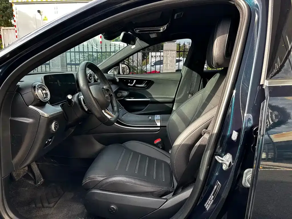 Mercedes-Benz C-Class 2023 из CN, фото 4
