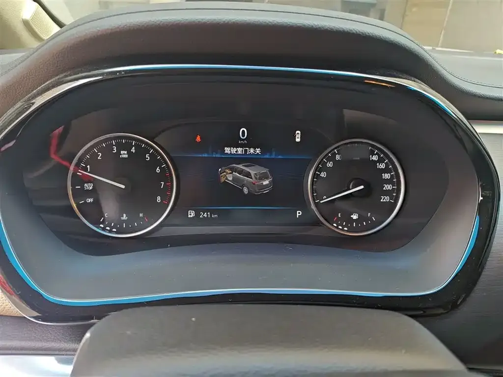 Buick GL8 2023 из CN, фото 4