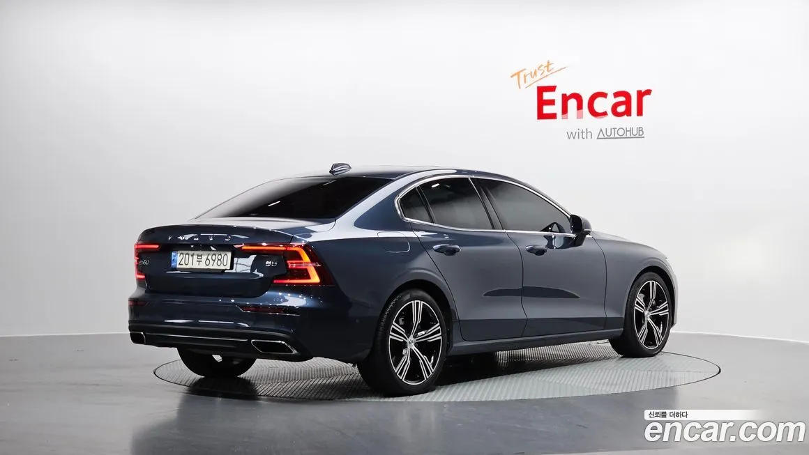 Volvo S60 2021 из KR, фото 2