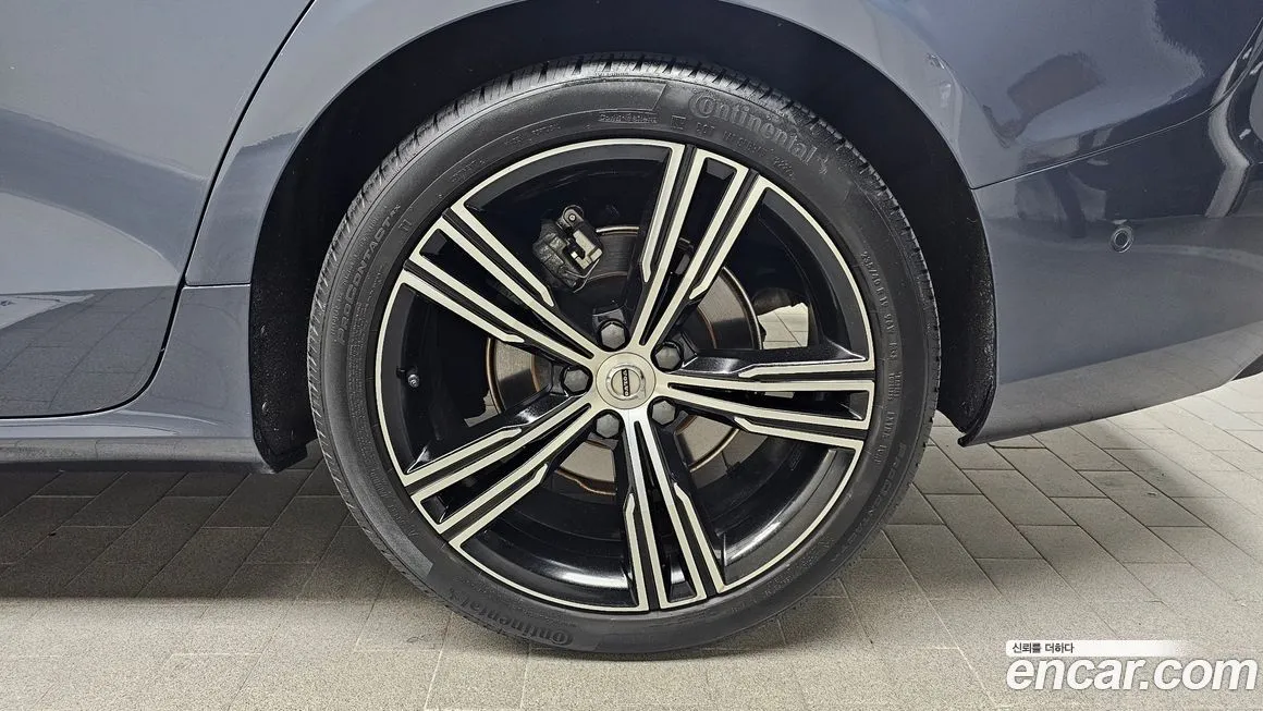 Volvo S60 2021 из KR, фото 5