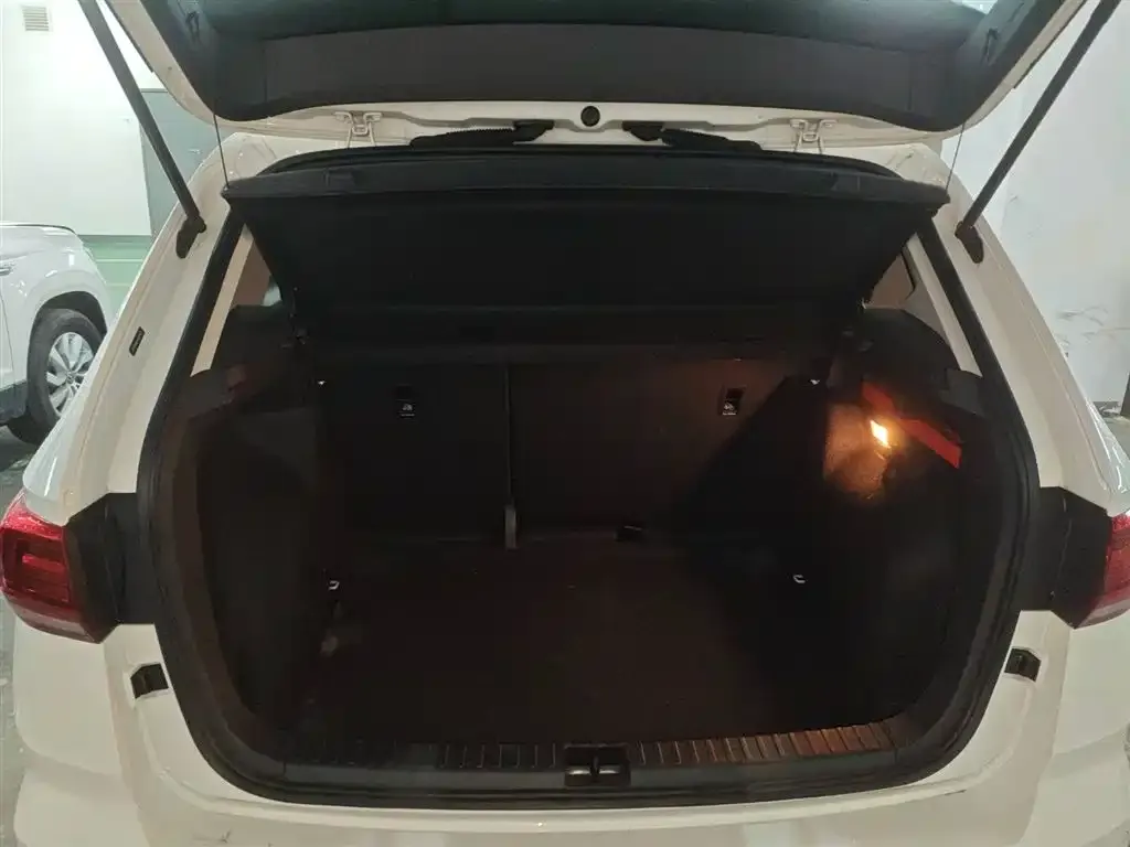 Volkswagen Tharu 2023 из CN, фото 9