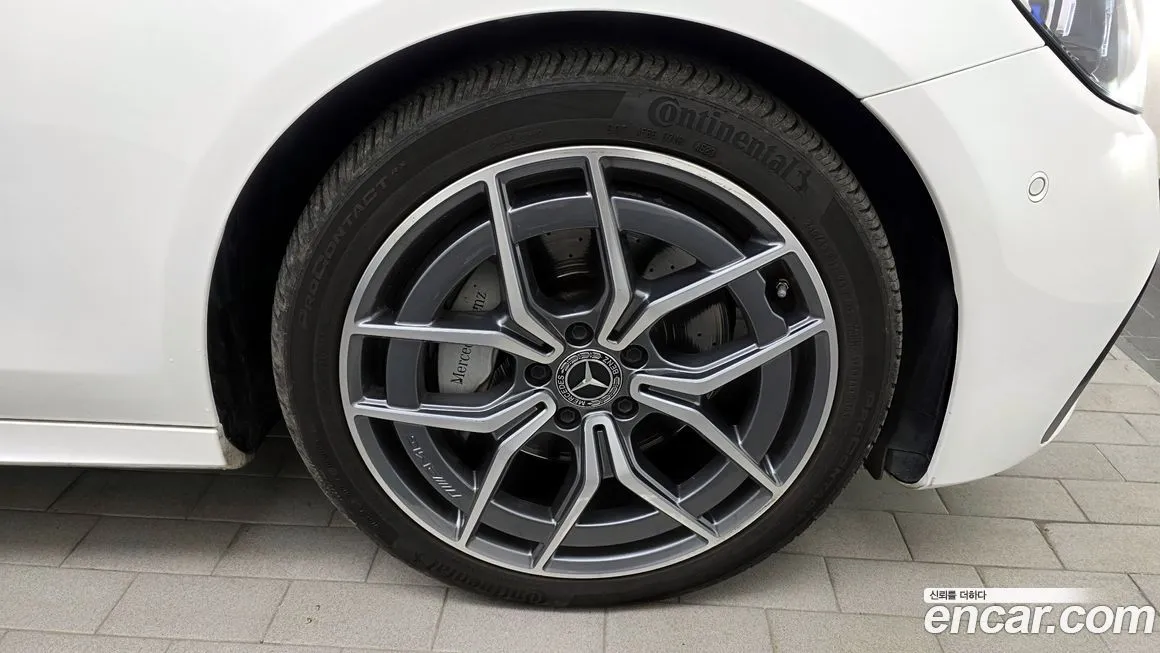 Mercedes-Benz E-Class 2022 из KR, фото 5