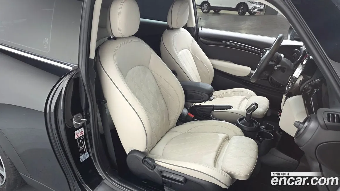 Mini Cooper 2023 из KR, фото 10