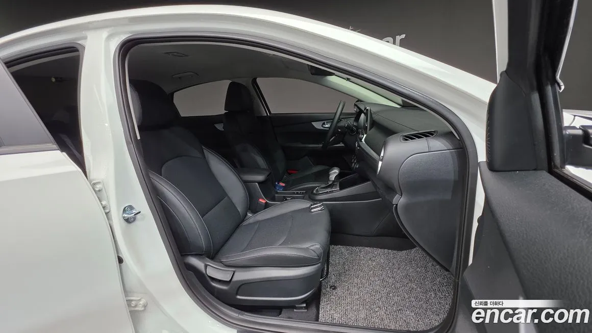 Kia K3 2024 из KR, фото 10