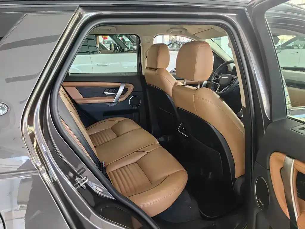 Land Rover Discovery Sport 2023 из CN, фото 8