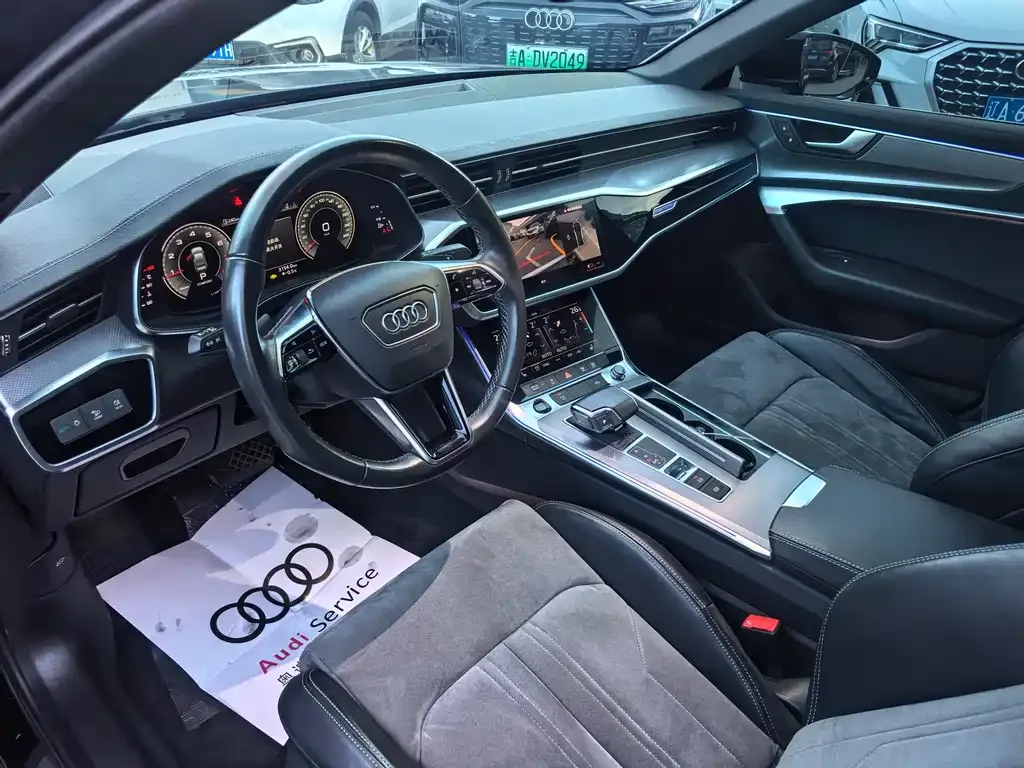 Audi A6L 2022 из CN, фото 10
