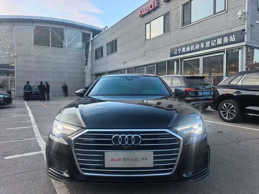 Audi A6L 2022 из CN, фото 2