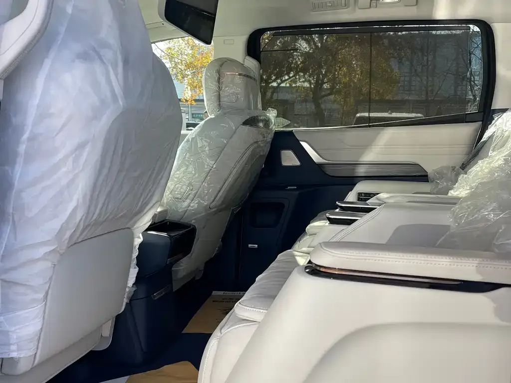 Buick Century 2025 из CN, фото 7