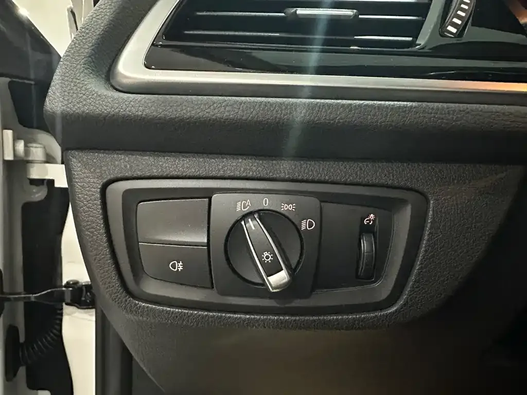 BMW 1 Series 2021 из CN, фото 10