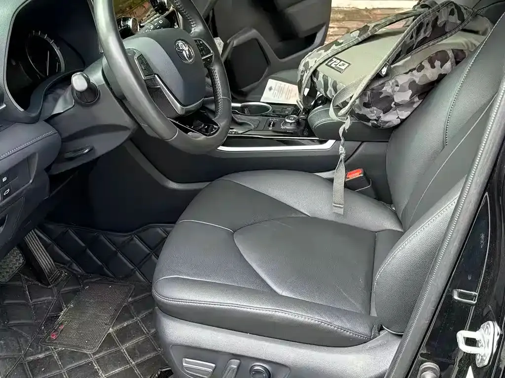 Toyota Highlander 2024 из CN, фото 7