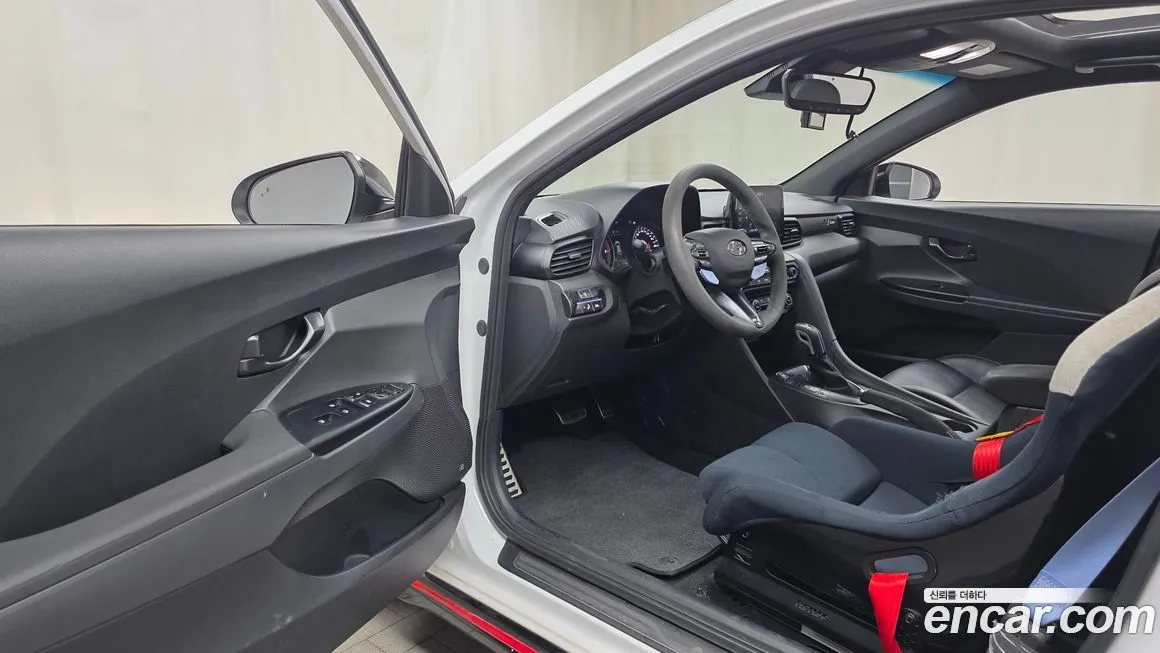 Hyundai Veloster 2022 из KR, фото 10