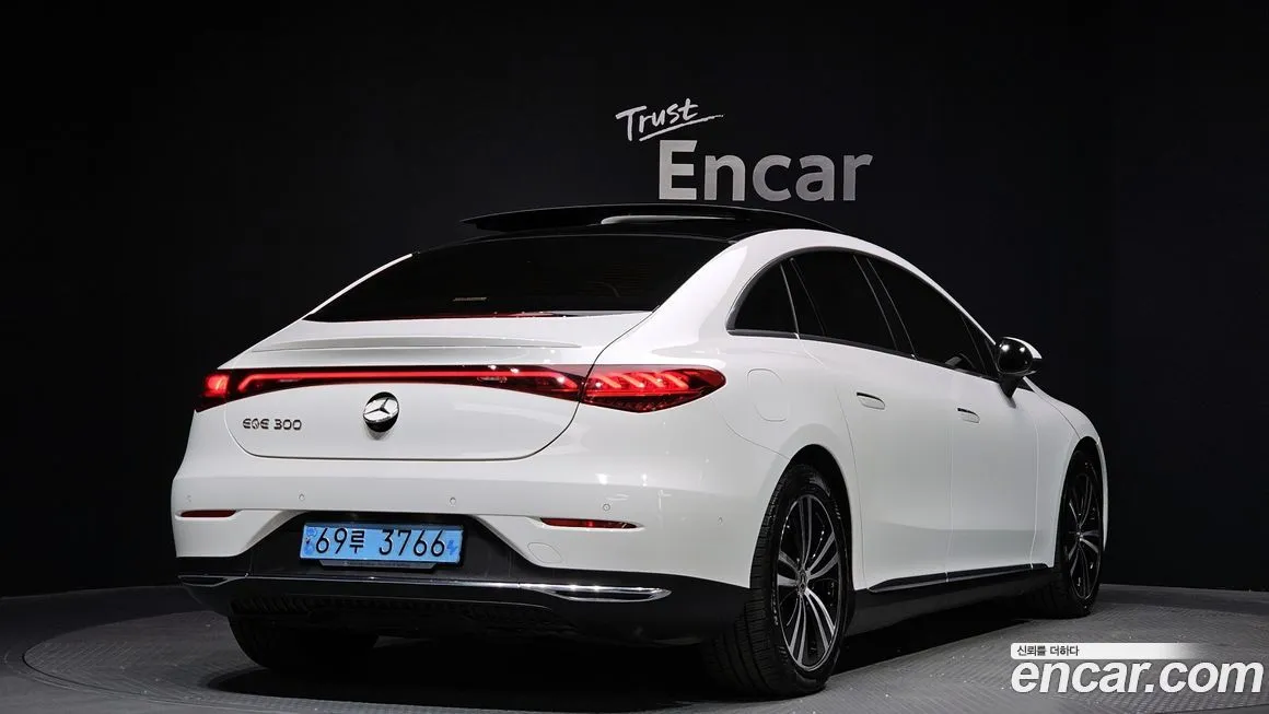 Mercedes-Benz EQE 2023 из KR, фото 2