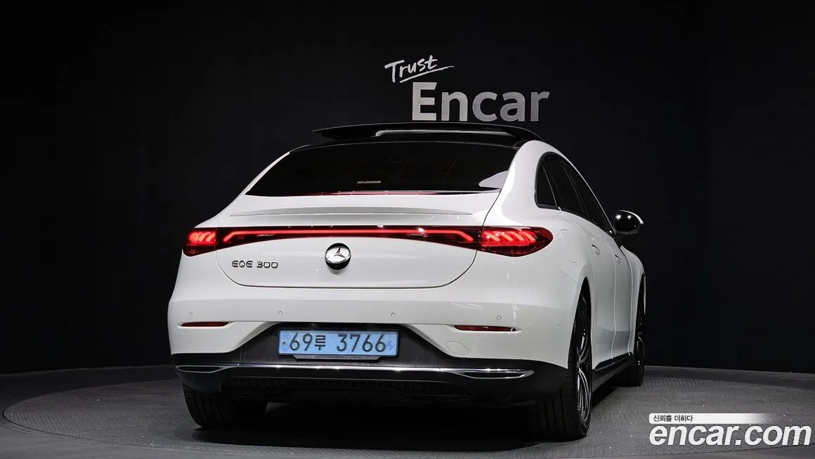 Mercedes-Benz EQE 2023 из KR, фото 4