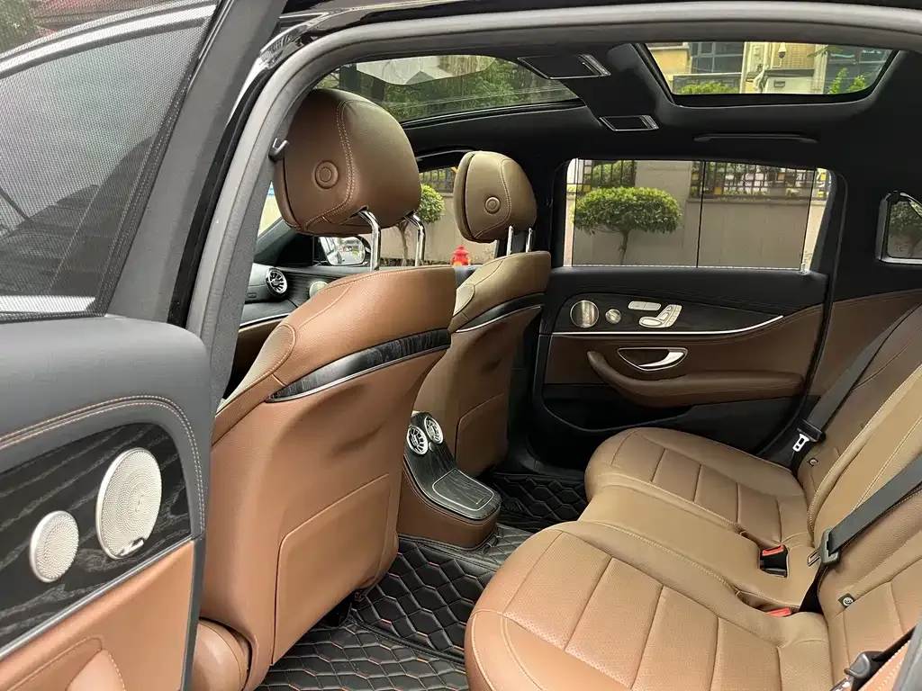 Mercedes-Benz E-Class 2022 из CN, фото 10
