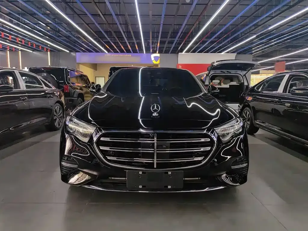Mercedes-Benz E-Class 2024 из CN, фото 3