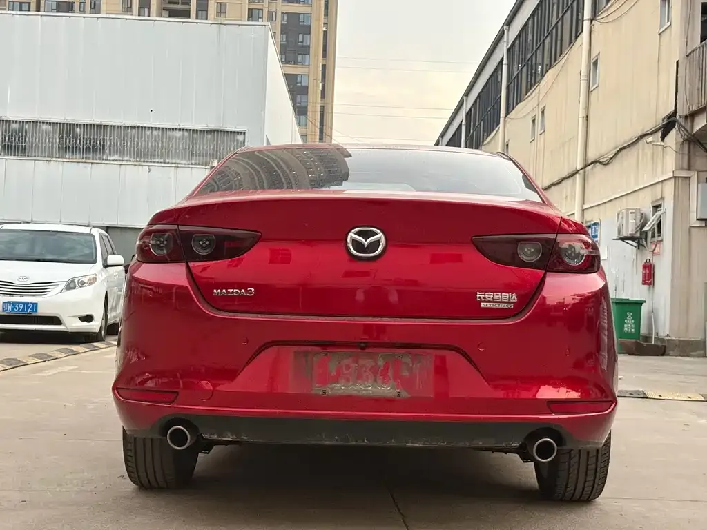 Mazda 3 Axela 2022 из CN, фото 8