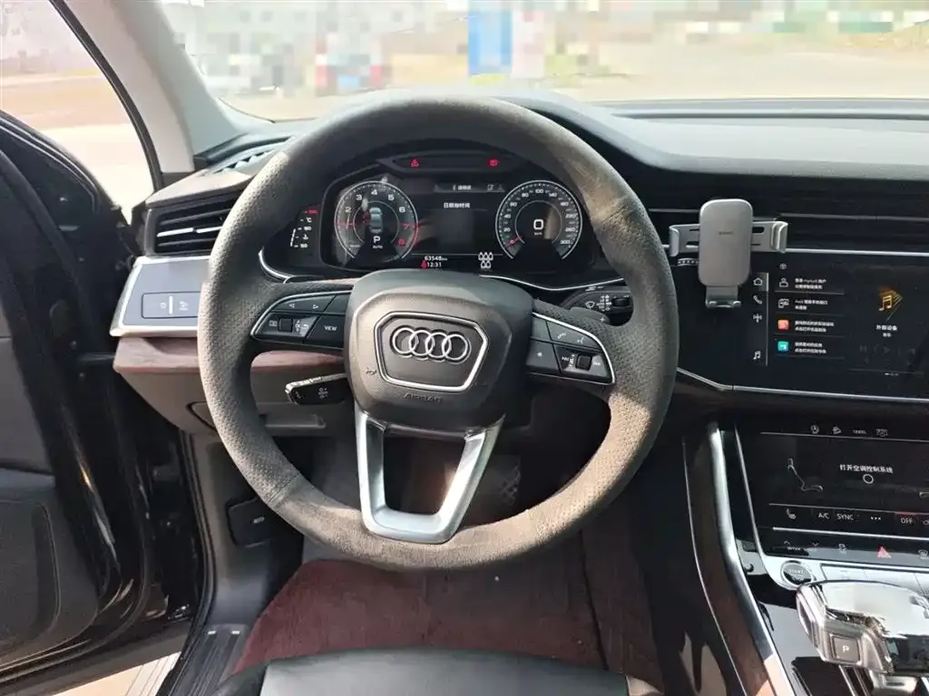 Audi Q7 2021 из CN, фото 3