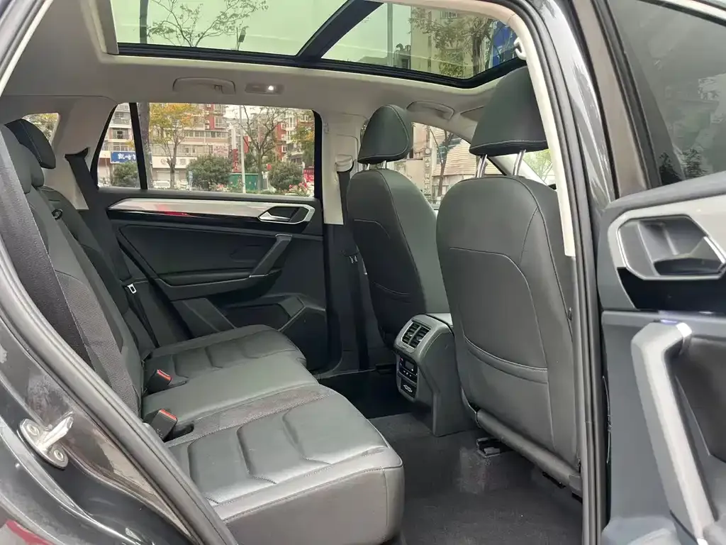 Volkswagen Tayron 2022 из CN, фото 10