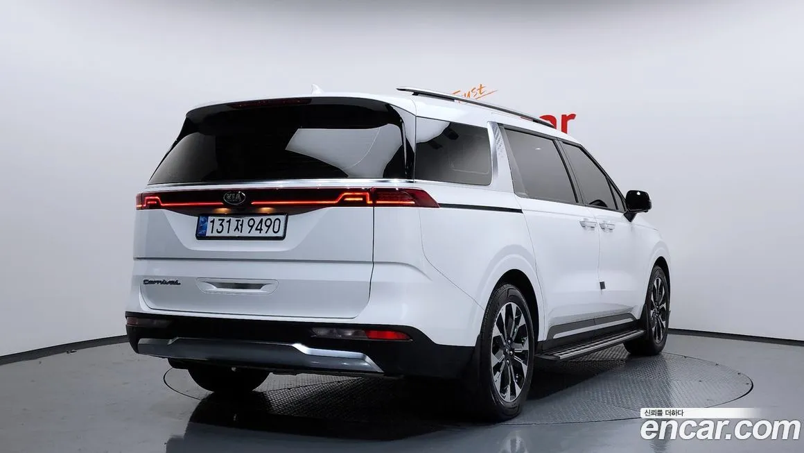 Kia Carnival — фото 2