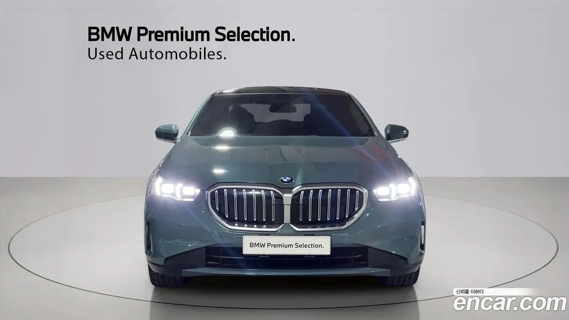 BMW 5-Series 2024 из KR, фото 2