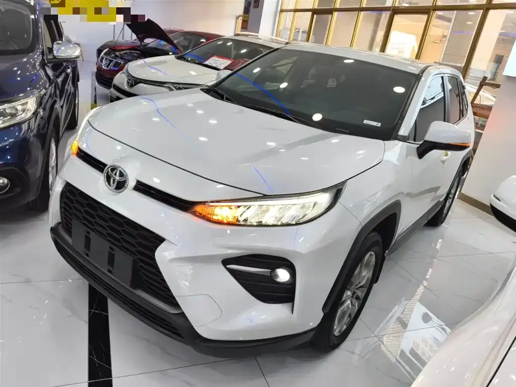 Toyota Wildlander — фото 1