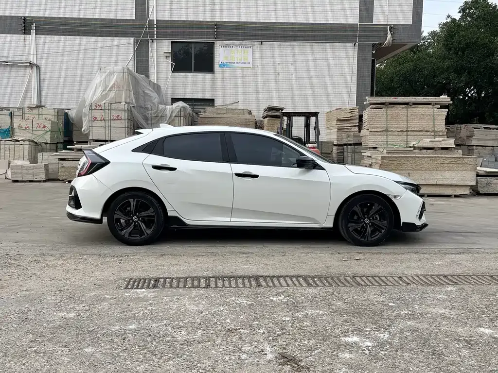 Honda Civic — фото 4