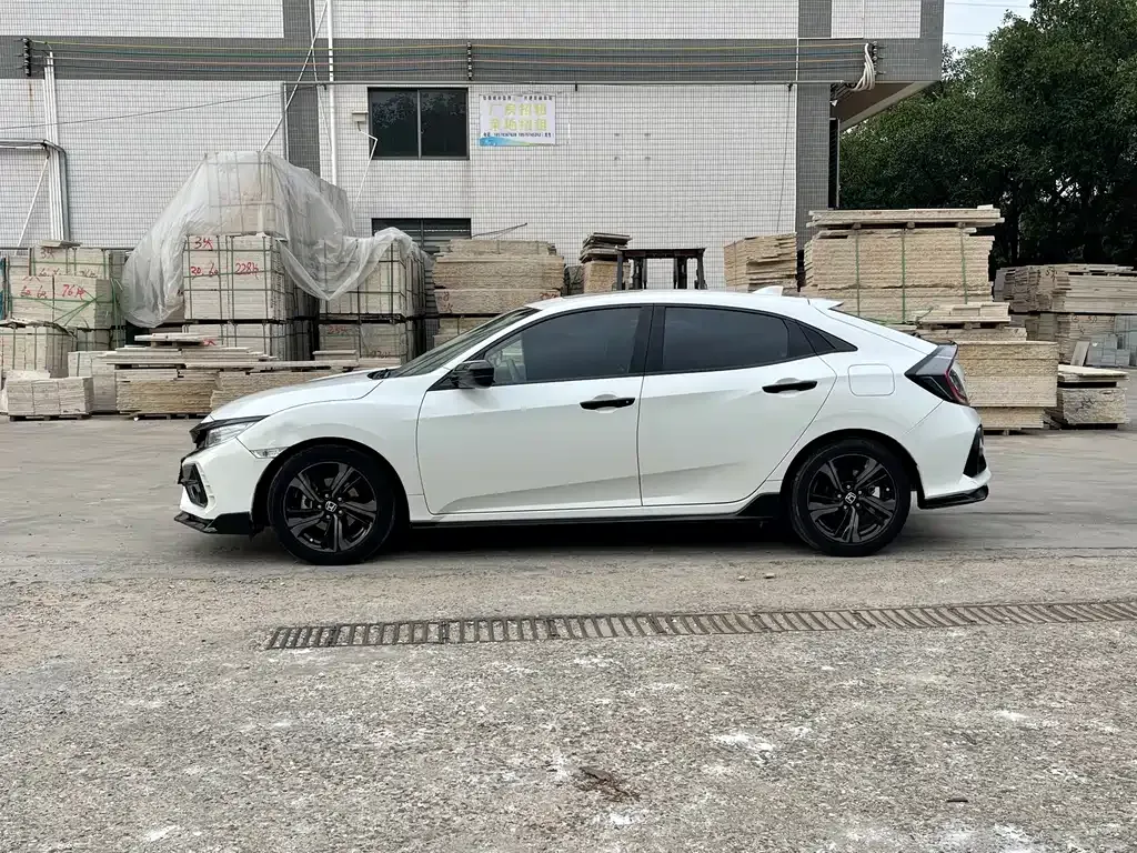 Honda Civic — фото 5