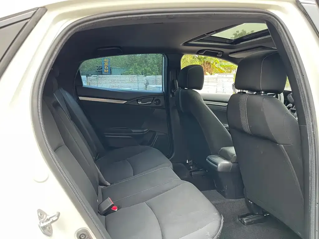 Honda Civic — фото 9