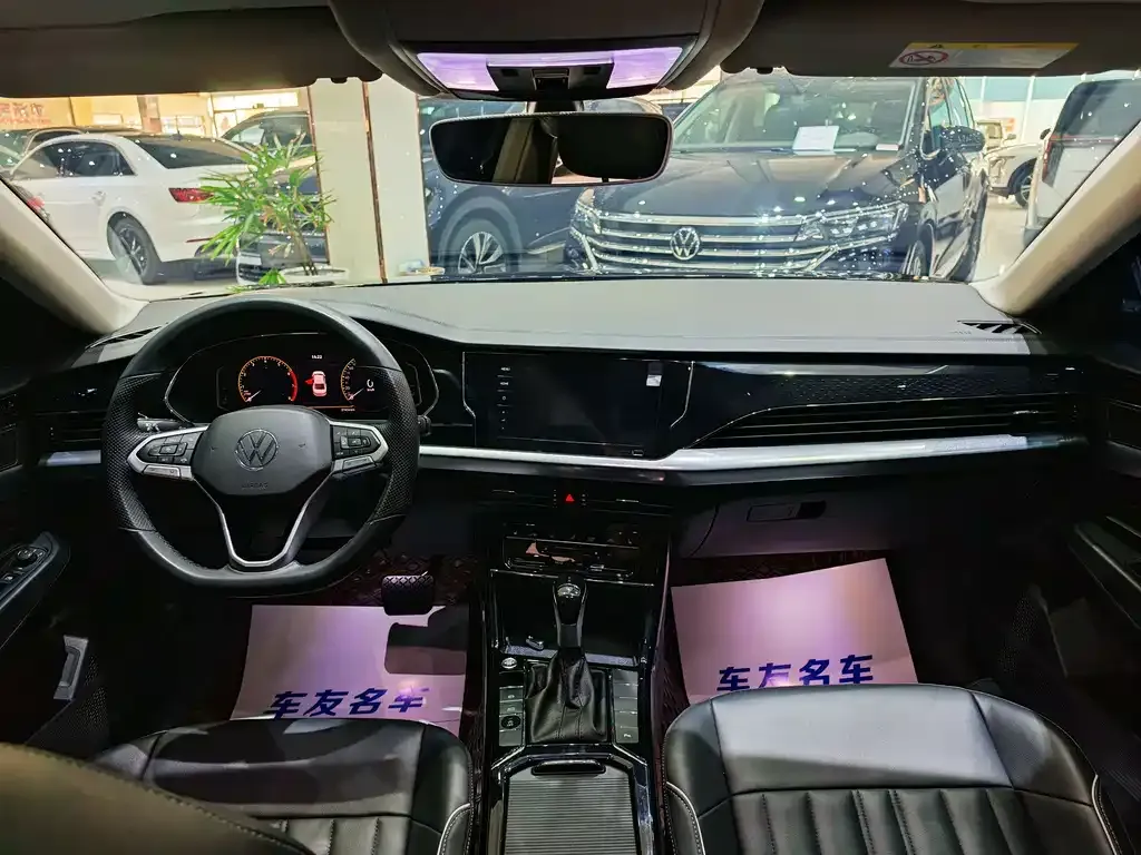 Volkswagen Passat — фото 8