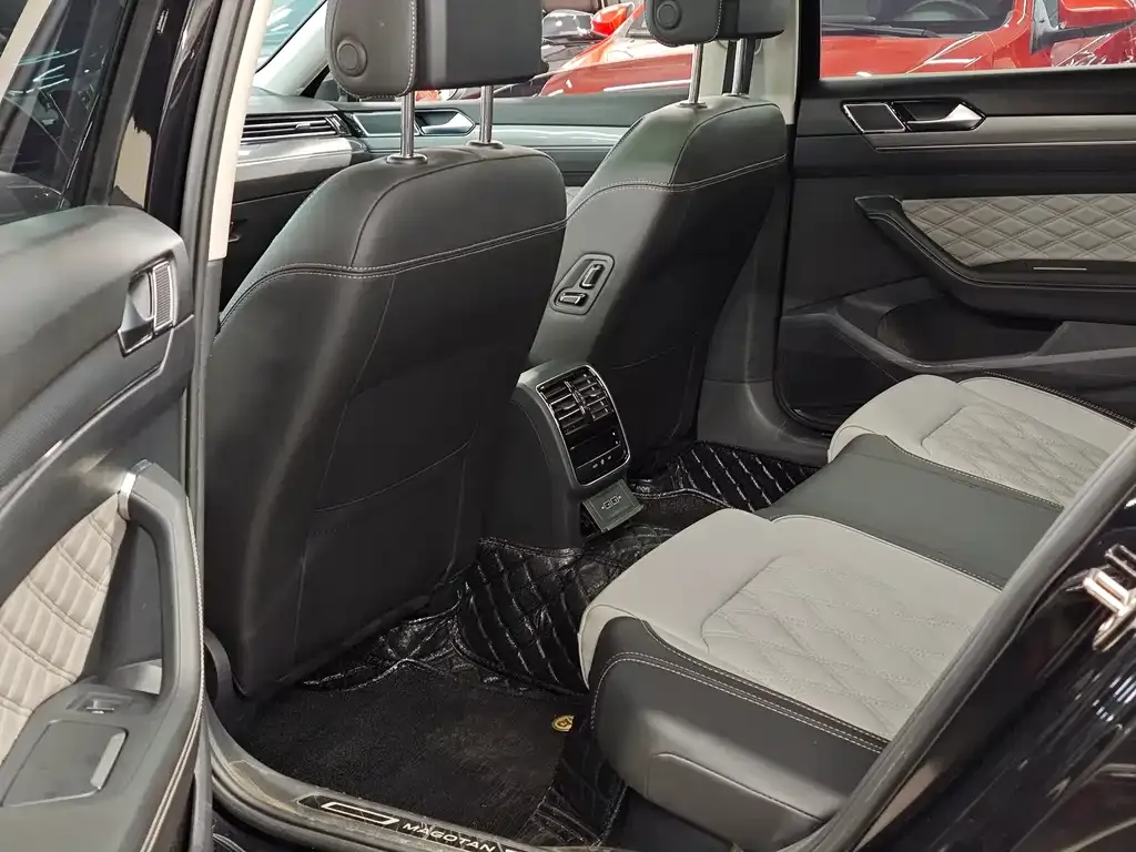 [object Object] Magotan 2023 из CN, фото 10