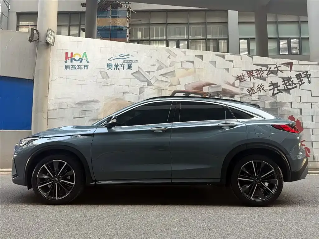 Infiniti QX55 2024 из CN, фото 3