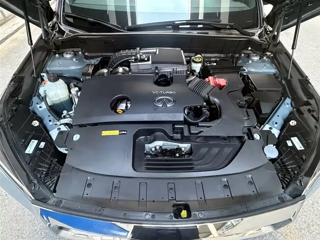 Infiniti QX55 2024 из CN, фото 7