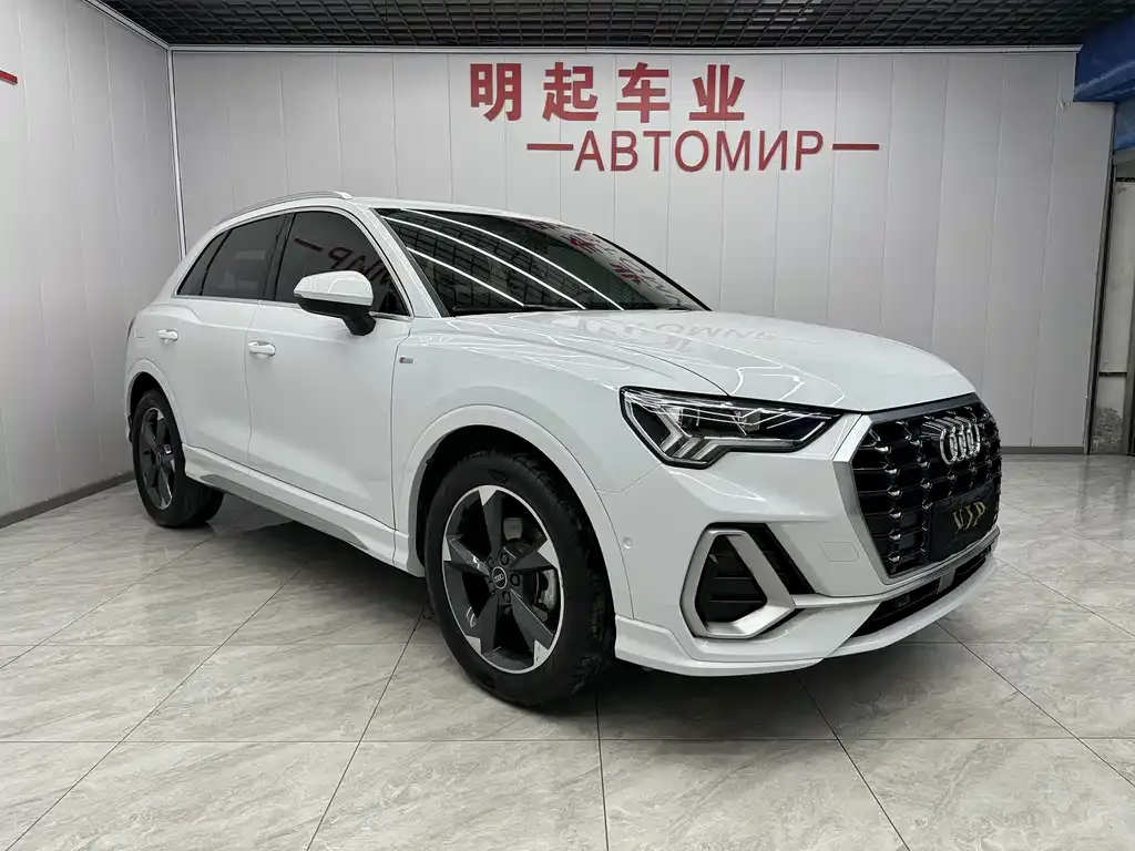 Audi Q3 2022 из CN, фото 2