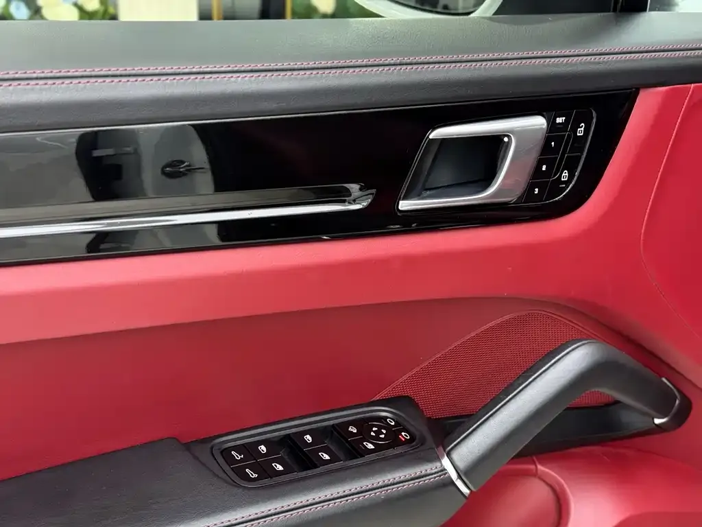 Porsche Cayenne 2021 из CN, фото 7