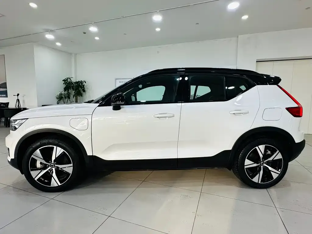 Volvo XC40 NEV 2021 из CN, фото 8