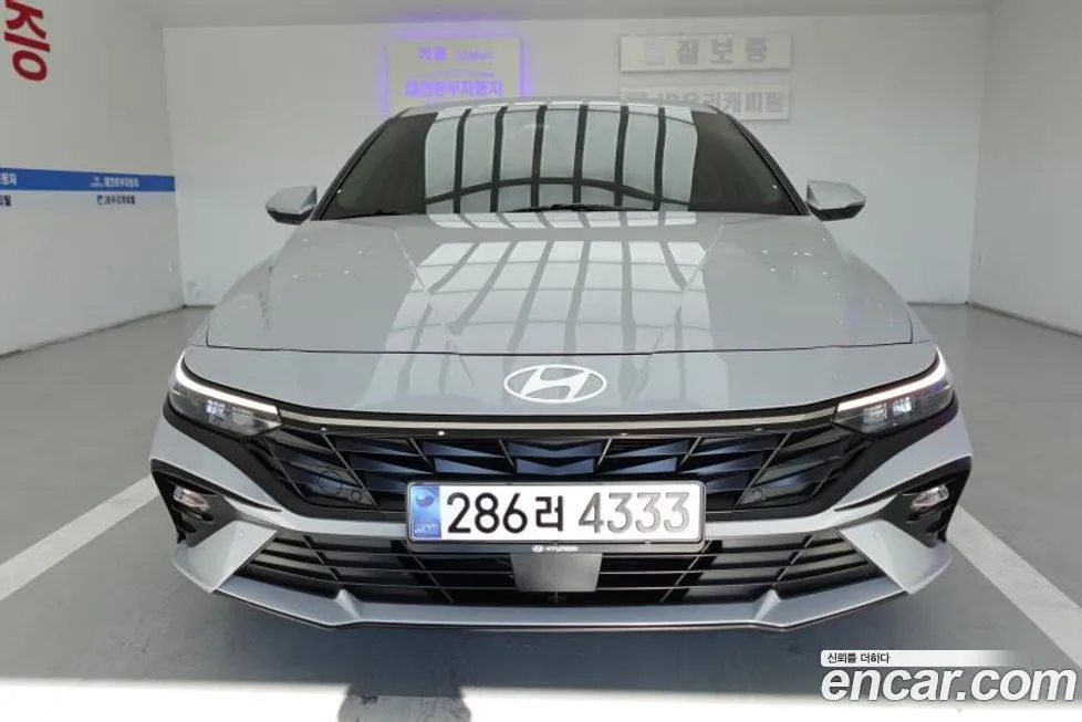 Hyundai AVANTE — фото 3