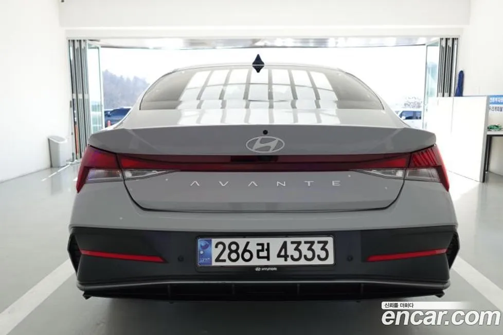 Hyundai AVANTE — фото 4