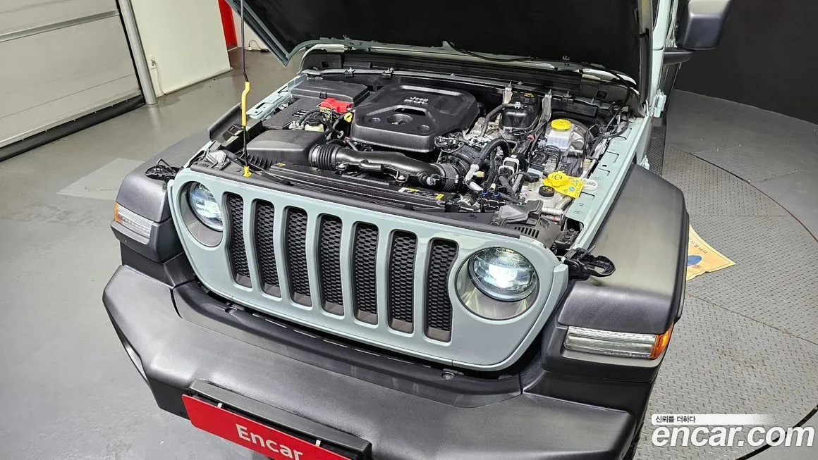 Jeep Wrangler 2023 из KR, фото 6
